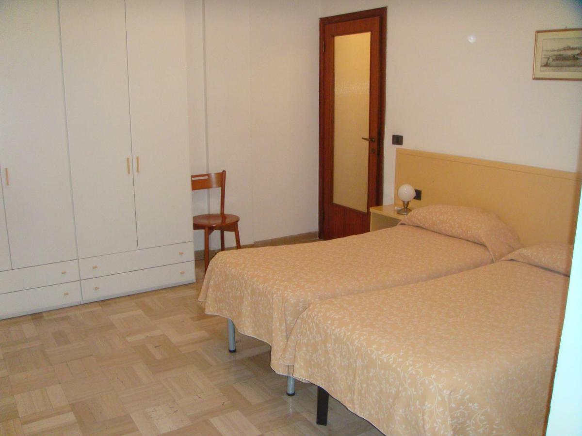 Residence Executive Ancona Cameră foto