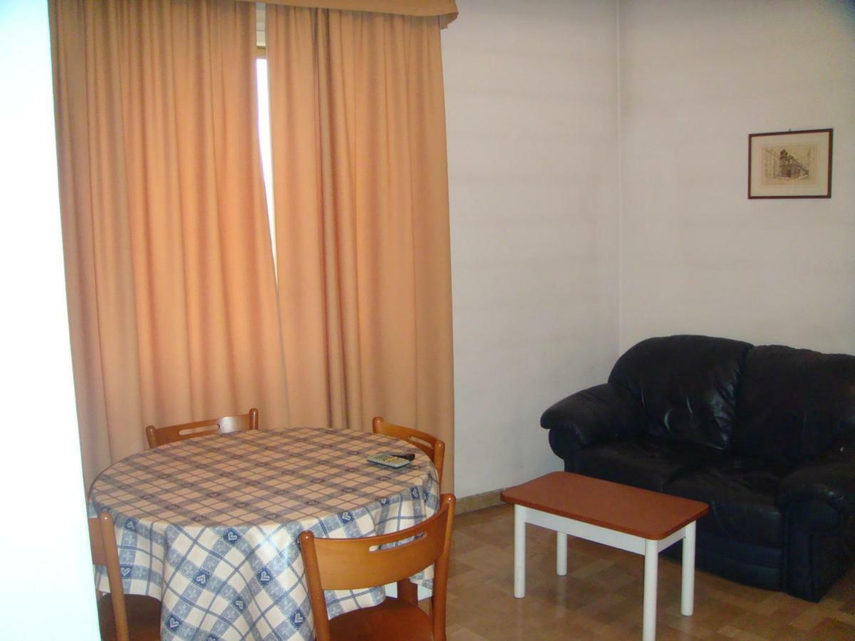 Residence Executive Ancona Cameră foto