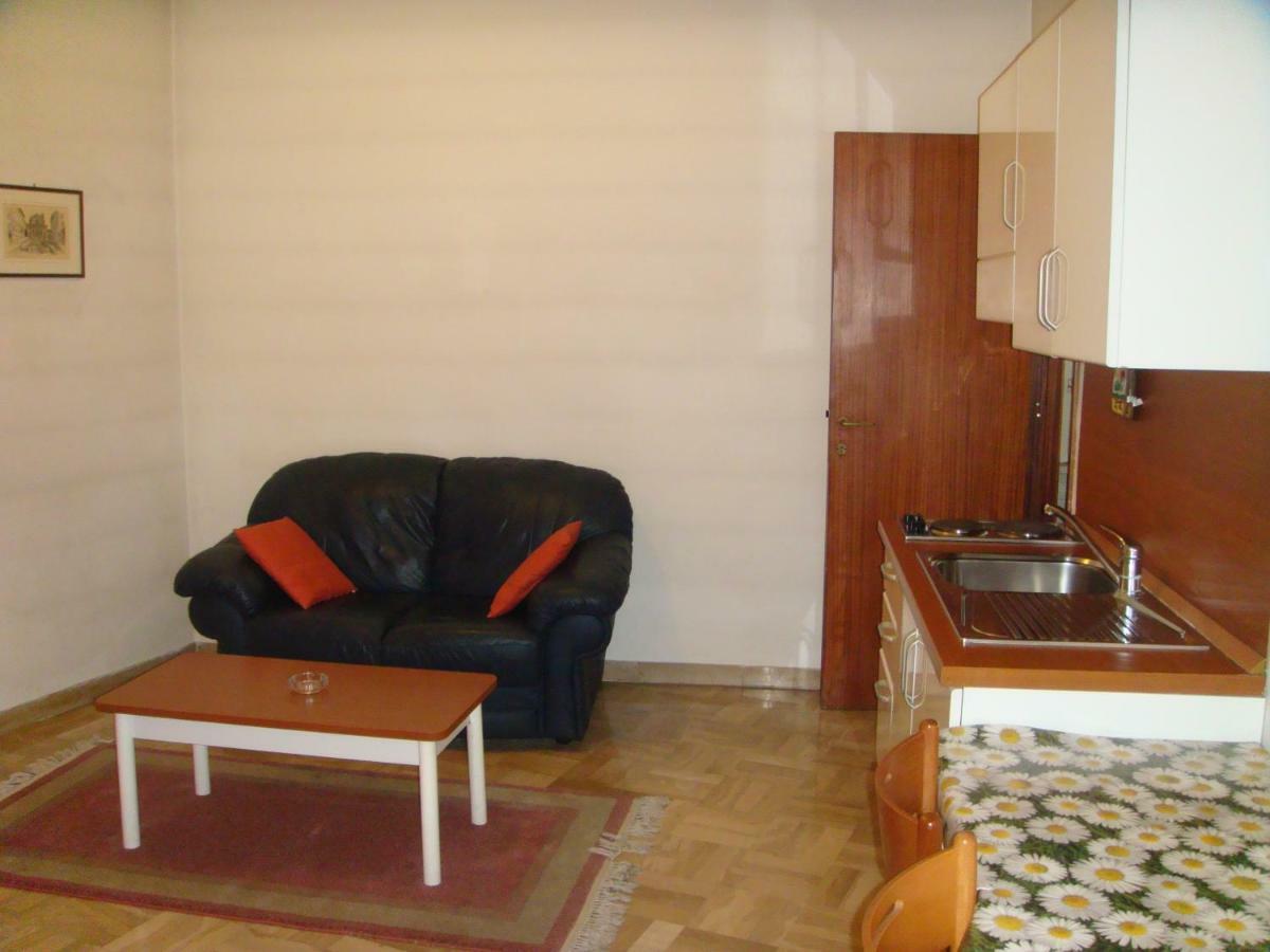 Residence Executive Ancona Cameră foto