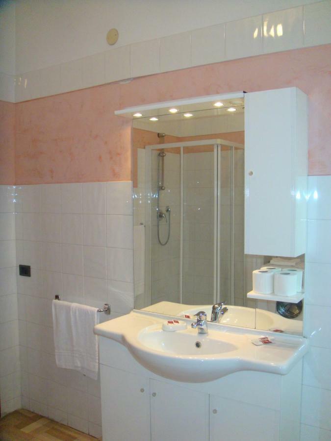 Residence Executive Ancona Cameră foto